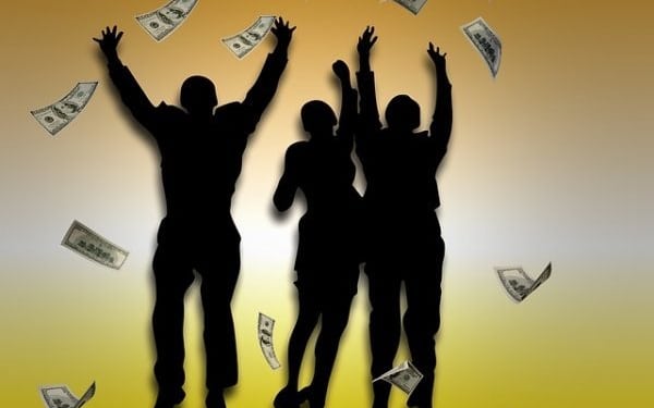 Zirve değerlerinden sonra en iyi ve en kötü performans gösteren 3 altcoin