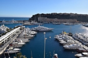 Dünya genelinde 12 bin Bitcoin milyoneri var. Peki, kripto para milyoneri olmak için kaç BTC’ye sahip olmanız gerekiyor. Mevcut piyasa fiyatından yaklaşık 120 BTC gerekiyor.