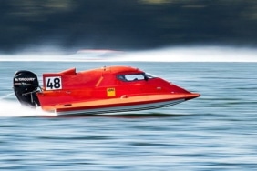 powerboat-2784250_640