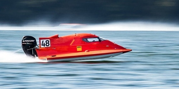 powerboat-2784250_640