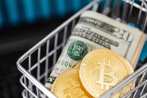 Bitcoin bir ülkede daha ödeme yöntemi olarak kabul edildi