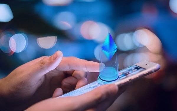 Merkezsiz uygulama (DApp - decentralized app) nedir?