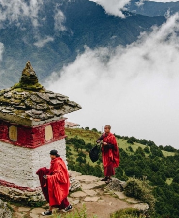 young-monks-in-bhutan-825